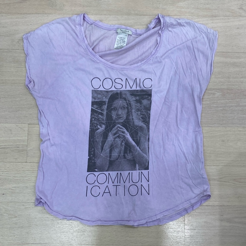 Aritzia Talula Purple T-Shirt - XS - Cosmic Communication
